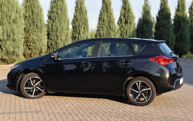 Toyota Auris cena 36800 przebieg: 162400, rok produkcji 2014 z Karczew małe 781